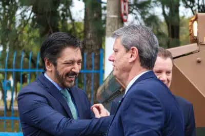 Imagem card com fundo