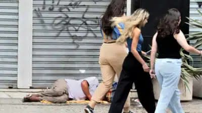 Imagem card com fundo