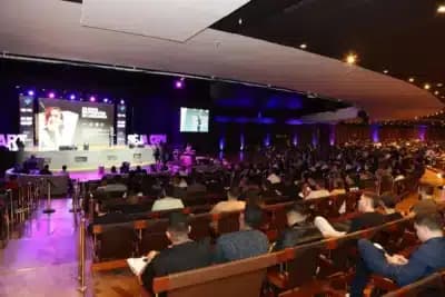 Imagem card com fundo