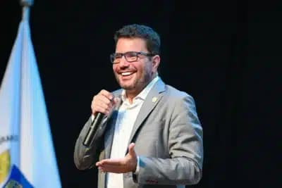 Imagem card com fundo